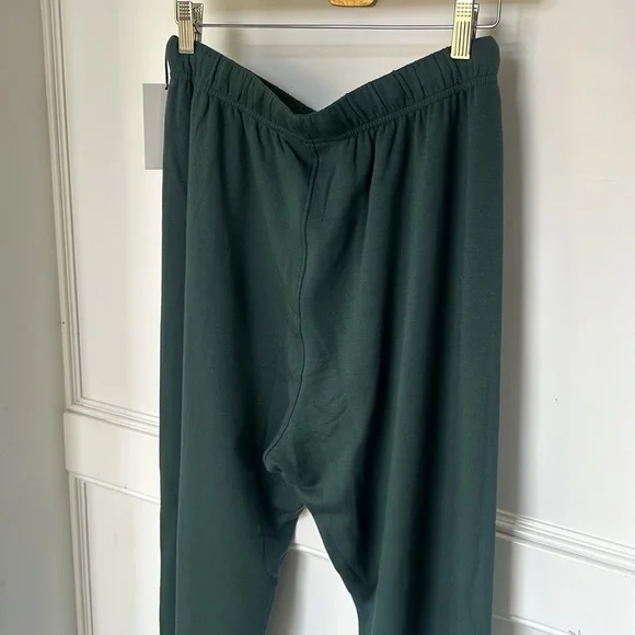 Splits59 Andie Drawstring Sweatpants Military Green New with tags size medium - Picture 9 of 9